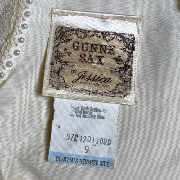 Vintage Gunne Sax White Lace Prairie Gown Dress Size 9 - Picture 3 of 13